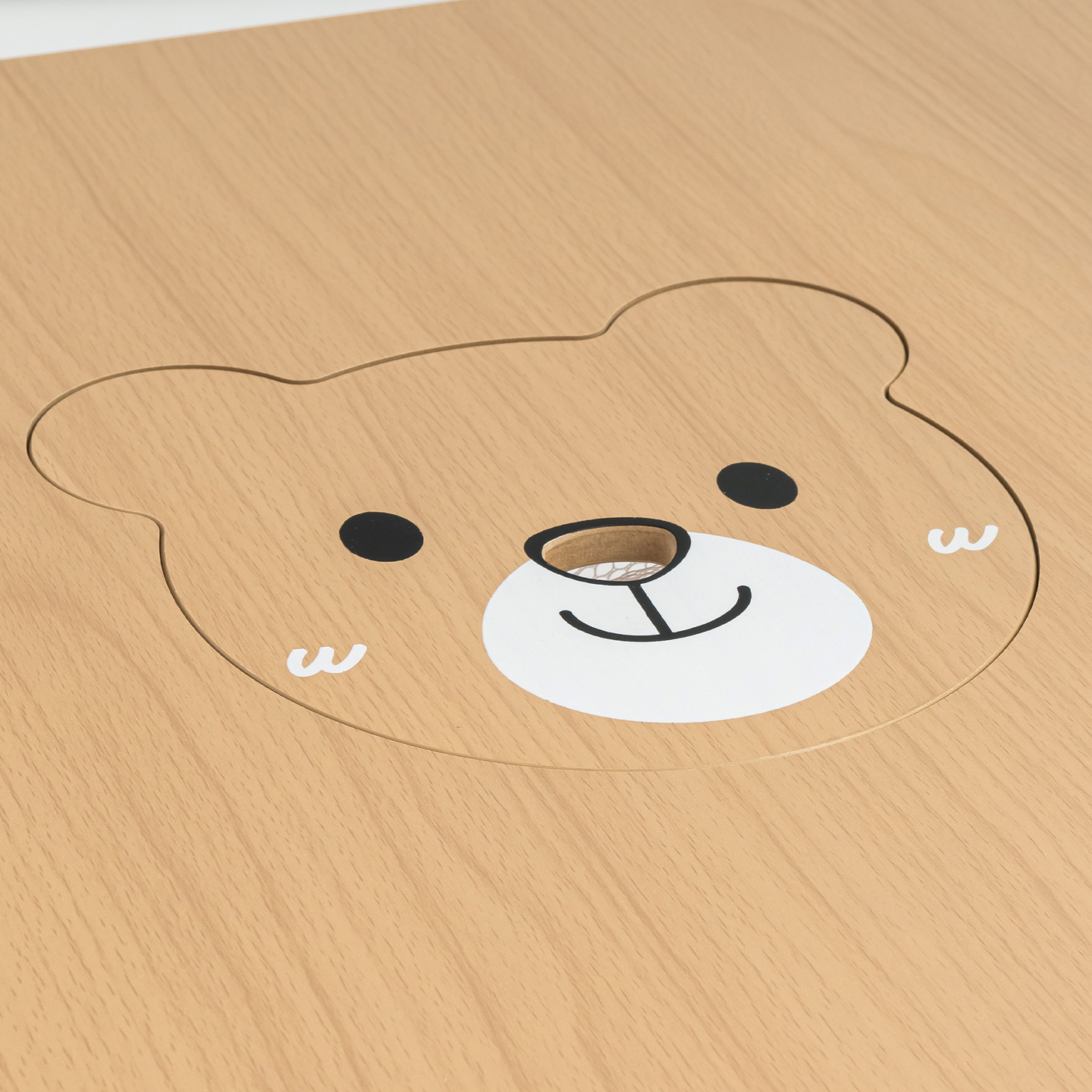 Ξύλινο τραπέζι με αποθηκευτικό χώρο και 2 καρέκλες Παιδικό σετ - Χαριτωμένο αρκουδάκι