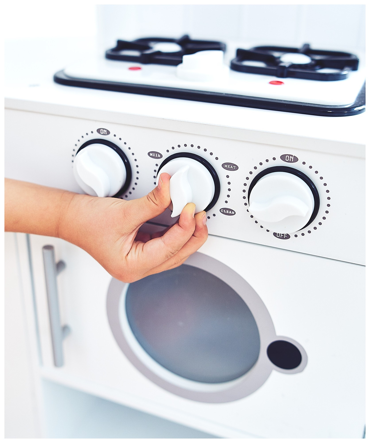 Γωνιακή ξύλινη κουζίνα XXXL με ψυγείο, φούρνο, πλυντήριο ρούχων, ποδιά και αξεσουάρ