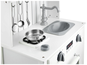 Λευκή ξύλινη κουζίνα με ποδιά, αξεσουάρ και λάμπα LED