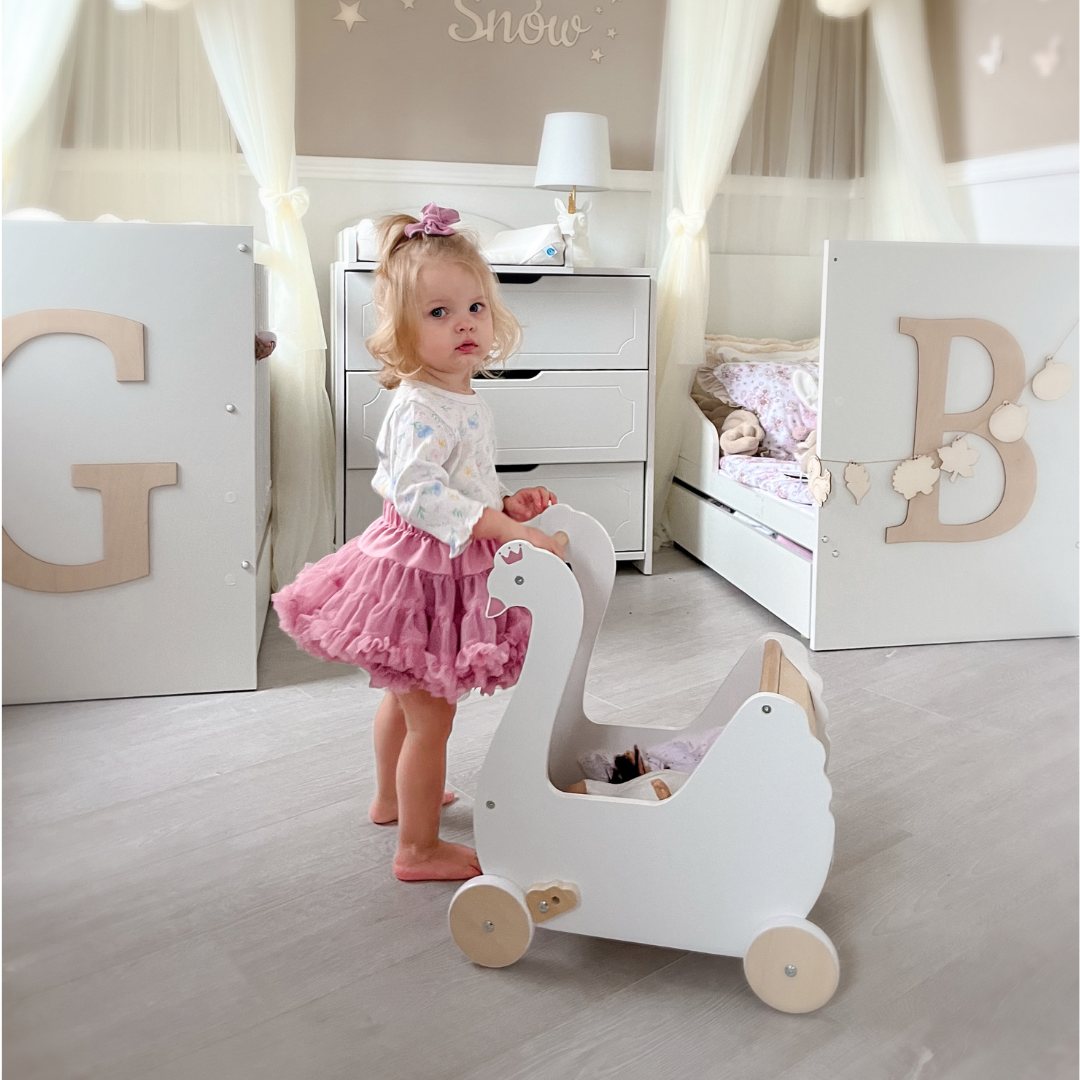 Ξύλινο καροτσάκι για κούκλες - Swan