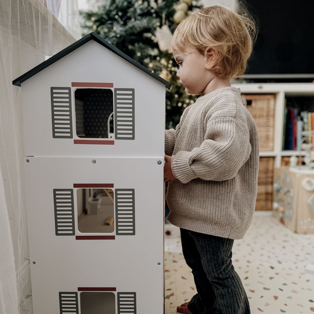 Λευκό ξύλινο κουκλόσπιτο με αξεσουάρ 18 τμχ.