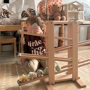 Μεγάλο ξύλινο αδιέξοδο - τσουλήθρα με περιστρεφόμενα στοιχεία