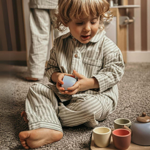 Ξύλινο σετ τσαγιού με δίσκο - 7 αντικείμενα