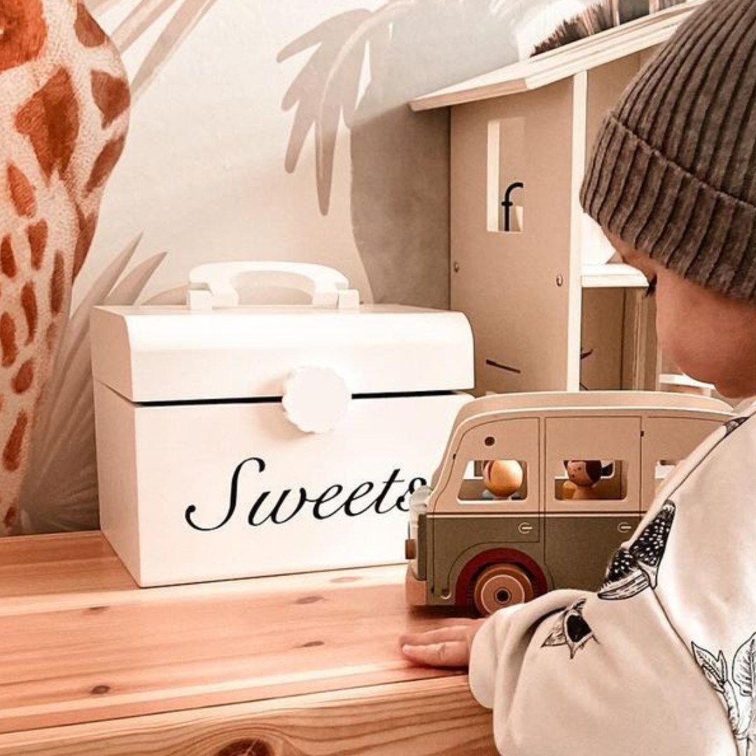 Ξύλινο κουτί κοπής καραμέλας, γλυκό κατάστημα