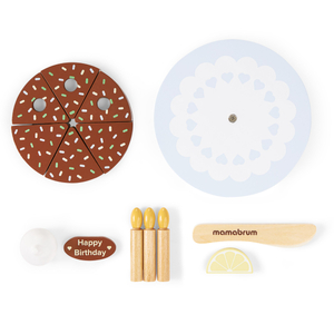 Ξύλινη τούρτα γενεθλίων για κοπή