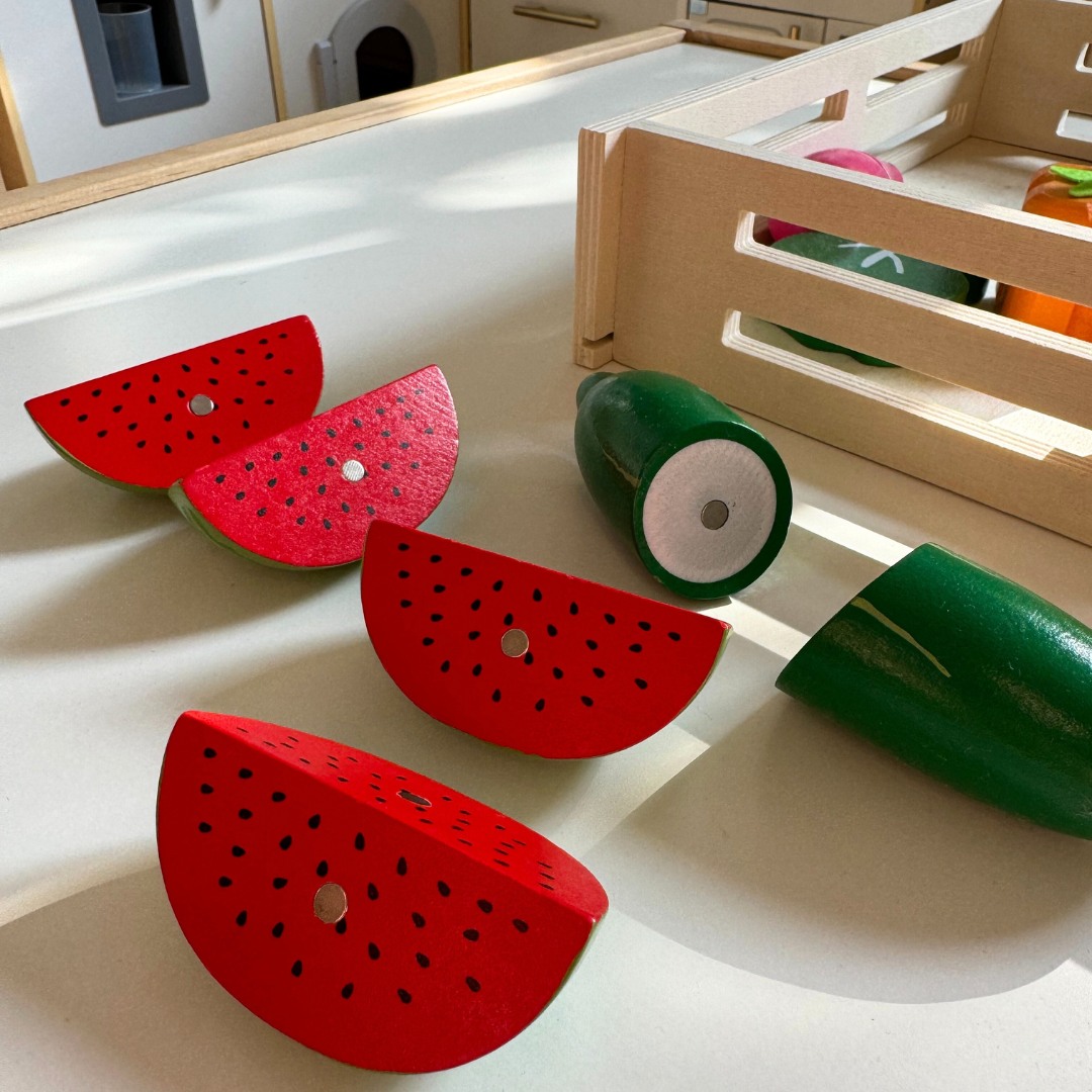 Ξύλινα φρούτα και λαχανικά για κοπή