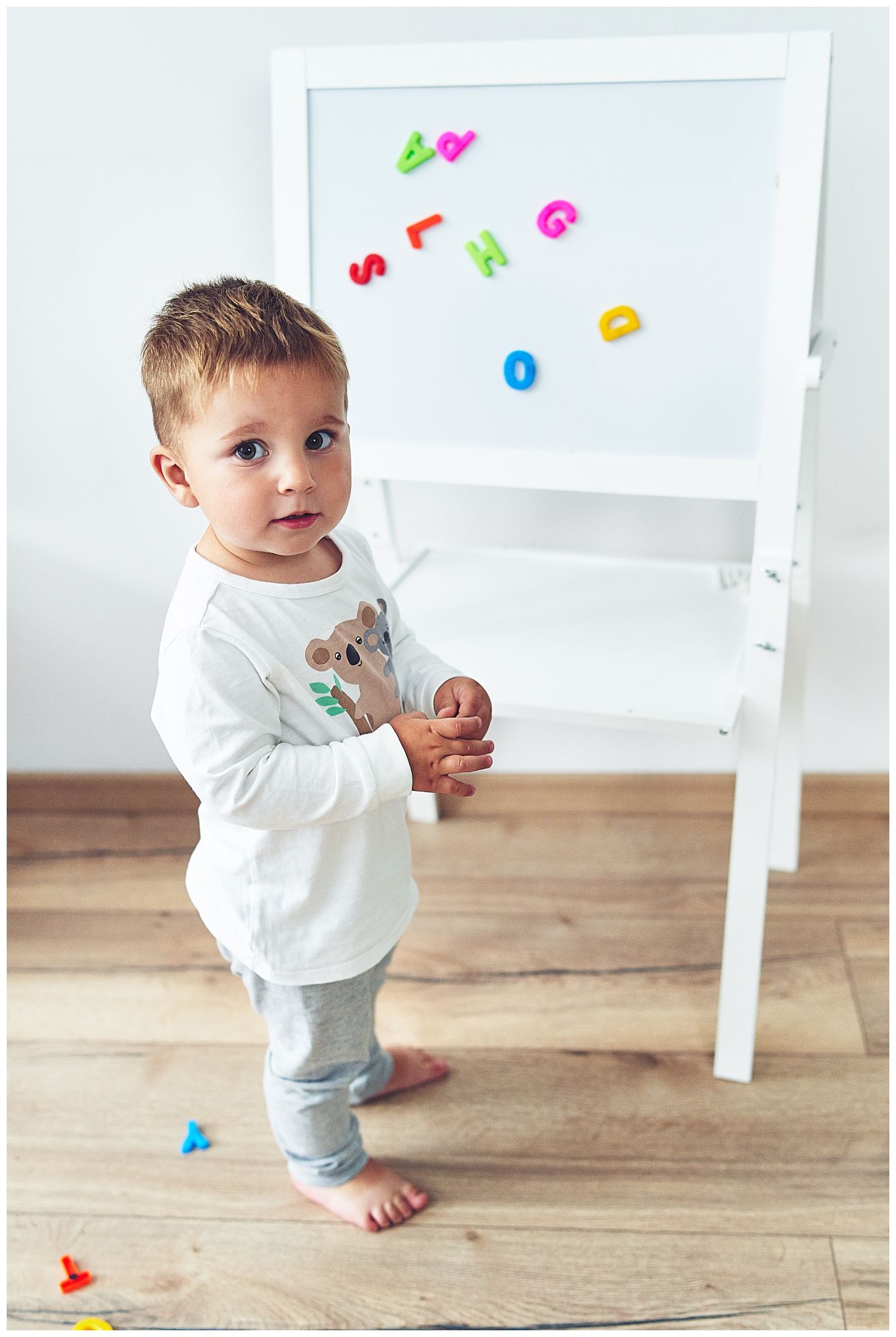 Εκπαιδευτικός πίνακας δύο όψεων: μαγνητικός και μαυροπίνακας - στεγνόμακρος, ξύλινος, για παιδιά, πτυσσόμενος