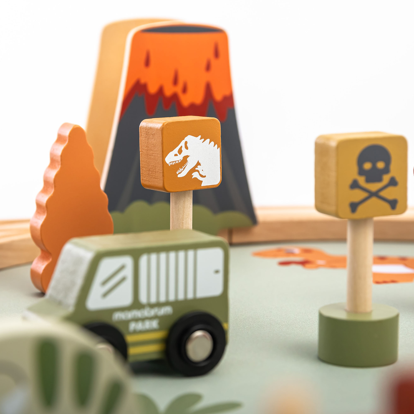 Ξύλινο τρενάκι Dino Park με αντιολισθητικό χαλάκι - δεινόσαυροι, τρένο, γραμμές, ηφαίστειο, κουδούνι