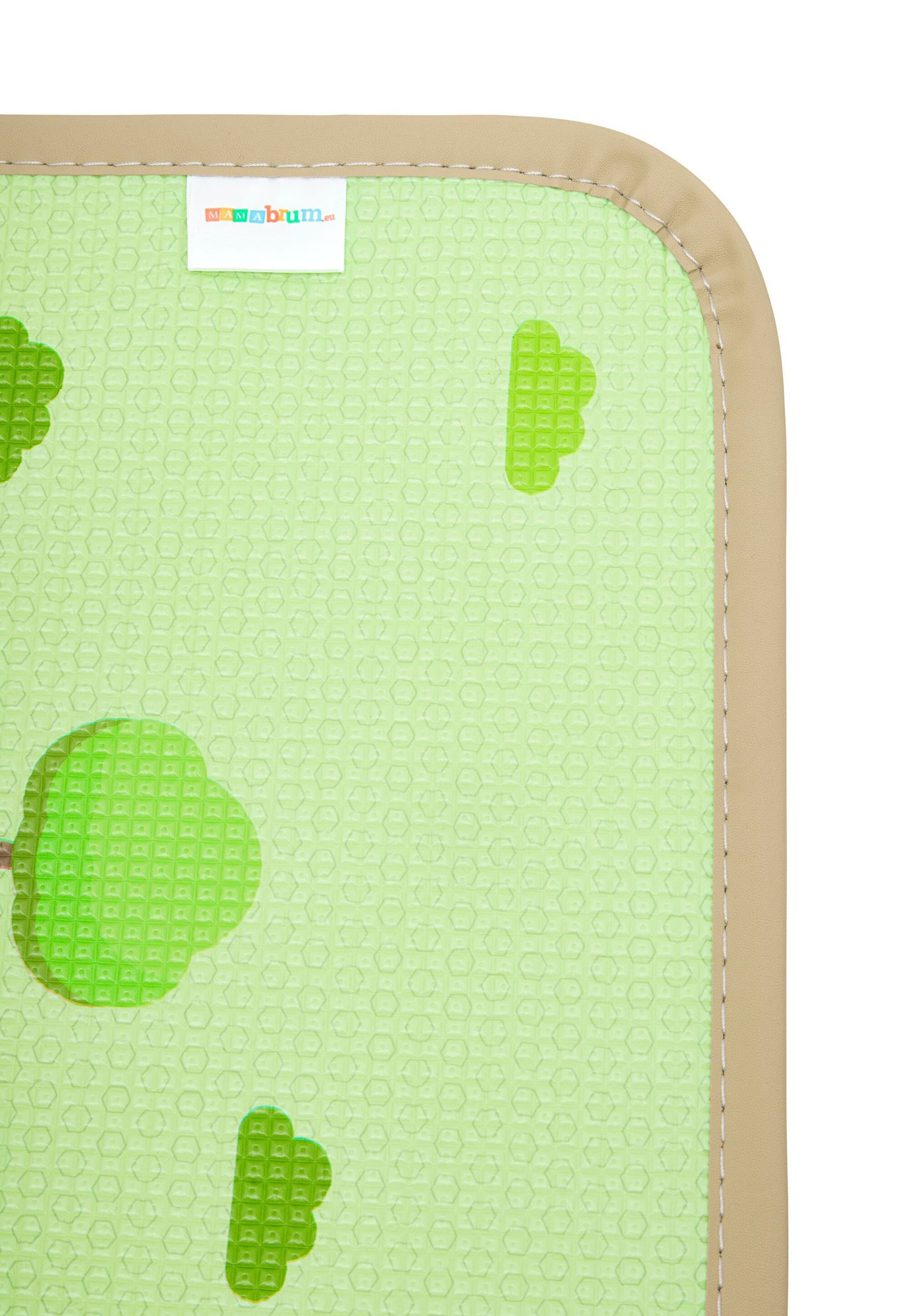 Στρώμα αφρού διπλής όψης - δάσος σε λόφο / ηλιόλουστη πόλη